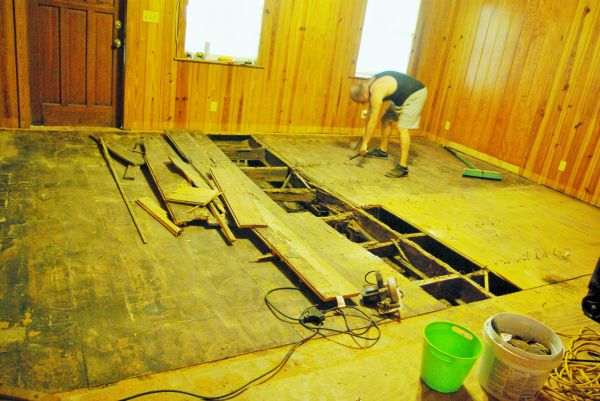Subfloor Demolition in Merrillville